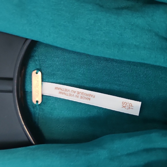 Free People, Meet Me There Ruched Button-Down Blouse, Green Balsam, Size XS, NWT - Picture 9 of 12